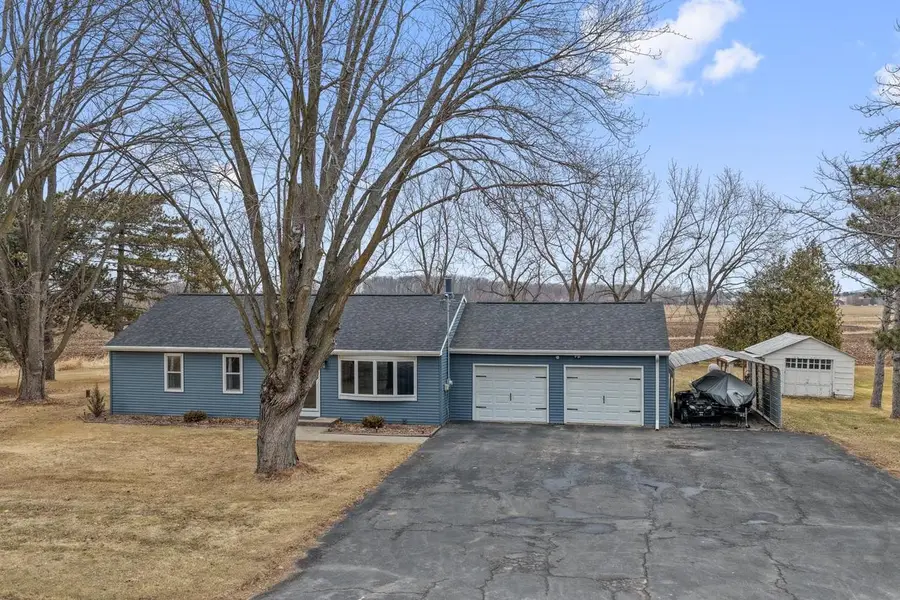W3866 COUNTY RD S, Appleton, WI 54913 - #3