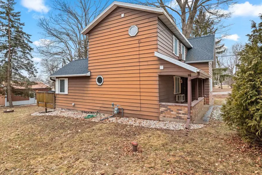 E8557 WEYAUWEGA ROAD, New London, WI 54961 - #3