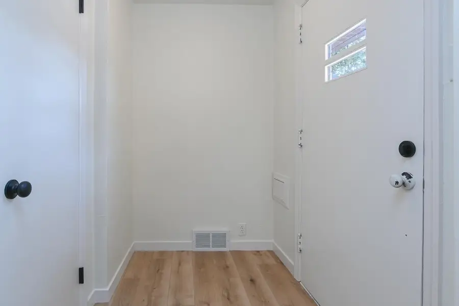 1908 COLUMBUS STREET, Manitowoc, WI 54220 - #3