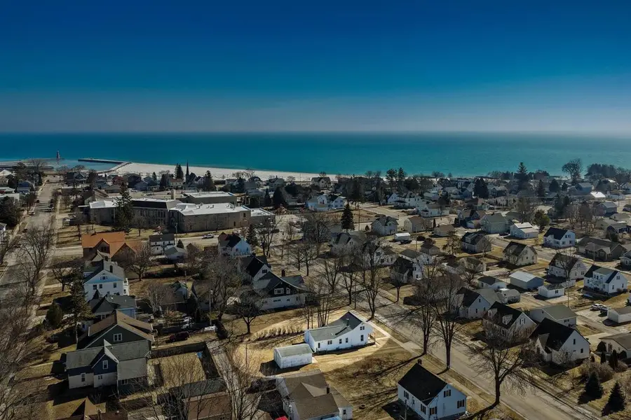 707 CLEVELAND AVENUE, Algoma, WI 54201 - #2