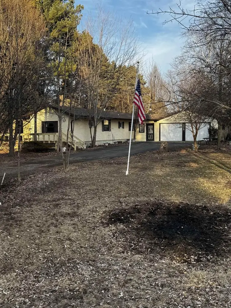 4628 MELODY LANE, Oshkosh, WI 54904 - #1