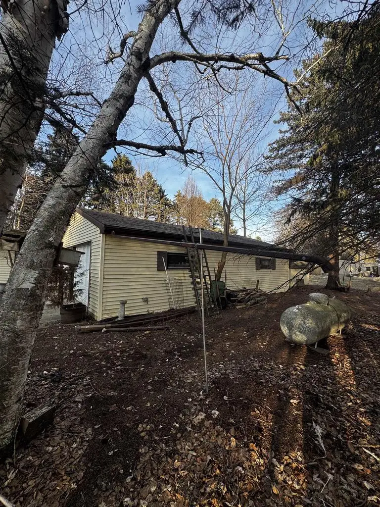 4628 MELODY LANE, Oshkosh, WI 54904 - #3