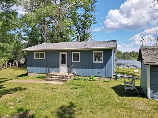 14482 PARKWAY ROAD, Crivitz, WI 54114