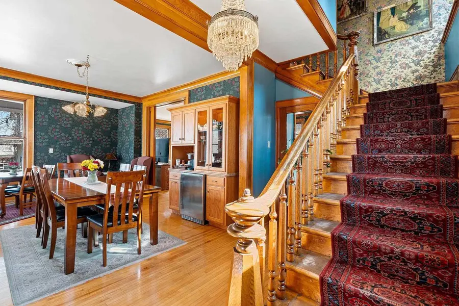 637 S MONROE AVENUE, Green Bay, WI 54301 - #3