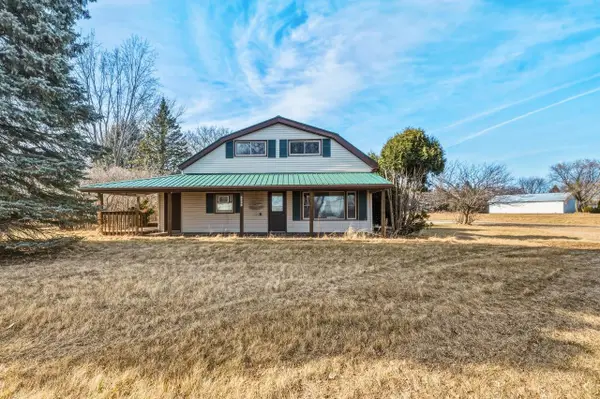 3450 MID VALLEY DRIVE, De Pere, WI 54115