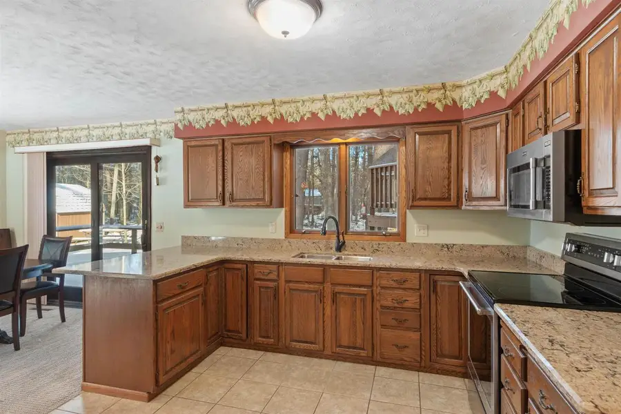 W8664 BUCKHORN CIRCLE, Wautoma, WI 54982 - #2