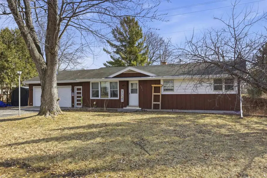 1965 LYNN DRIVE, Neenah, WI 54956 - #2