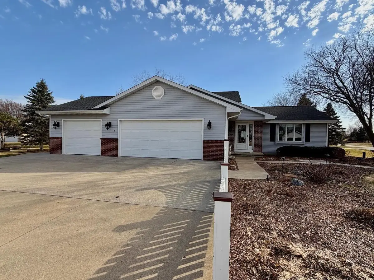 N1340 WESTGREEN DRIVE, Greenville, WI 54942 - #1