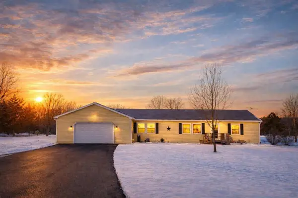 N3543 WILLOW ROAD, Pulaski, WI 54162