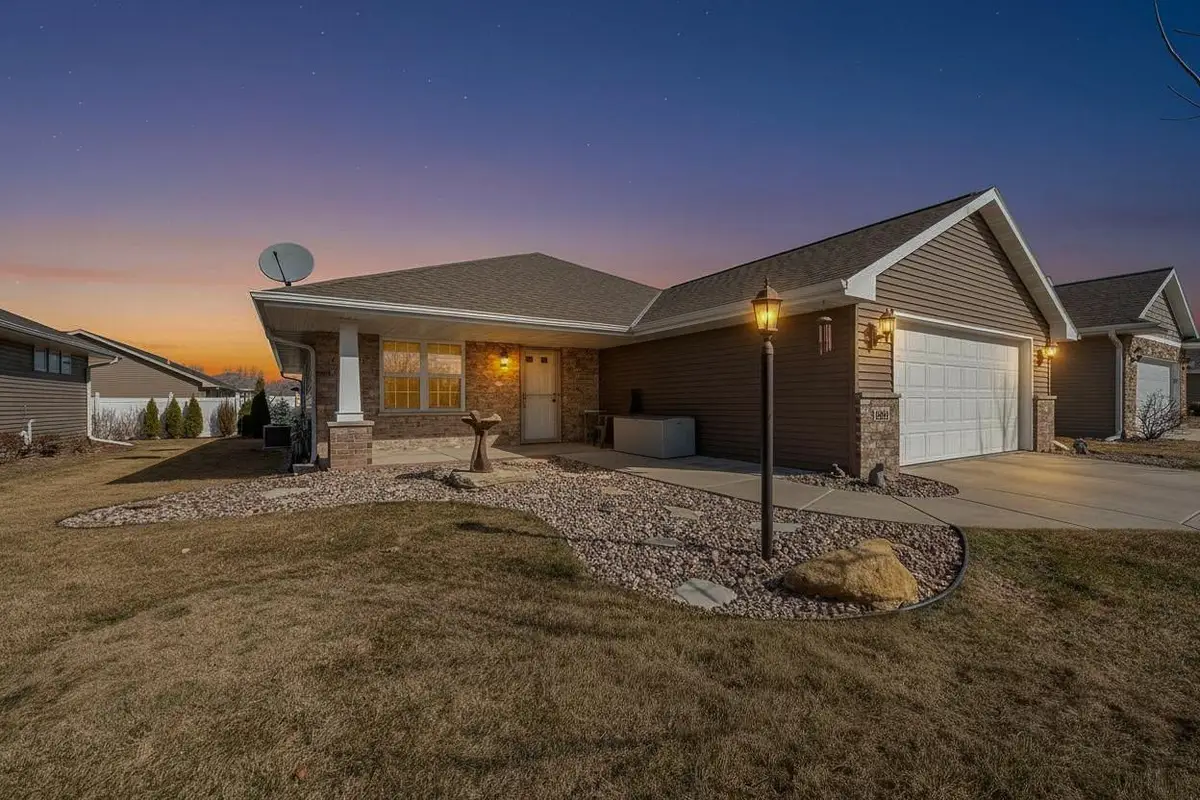 3865 MEUNIER LANE, Green Bay, WI 54311 - #1