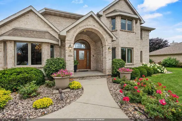 2516 VAN RITE COURT, Green Bay, WI 54301