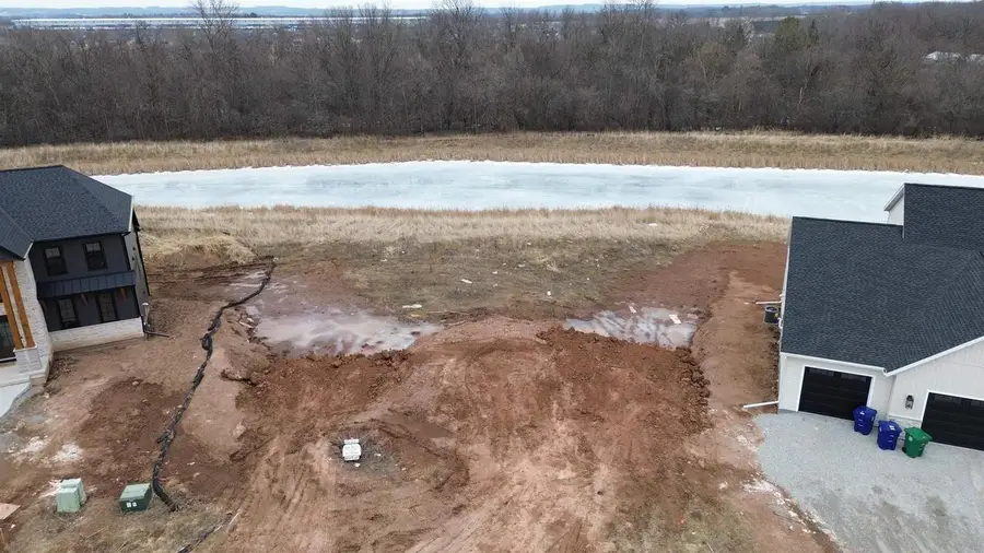 2500 N STELLITA CIRCLE, De Pere, WI 54115 - #3