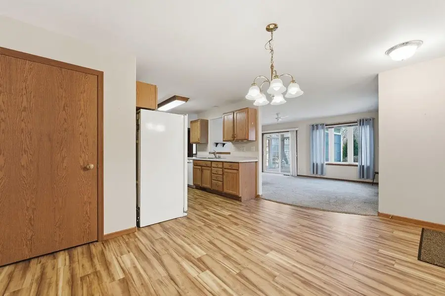 1399 W SOUTH PARK AVENUE, Oshkosh, WI 54902 - #2