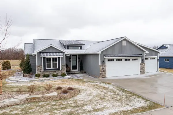 1831 WHITE DOVE LANE, Kaukauna, WI 54130