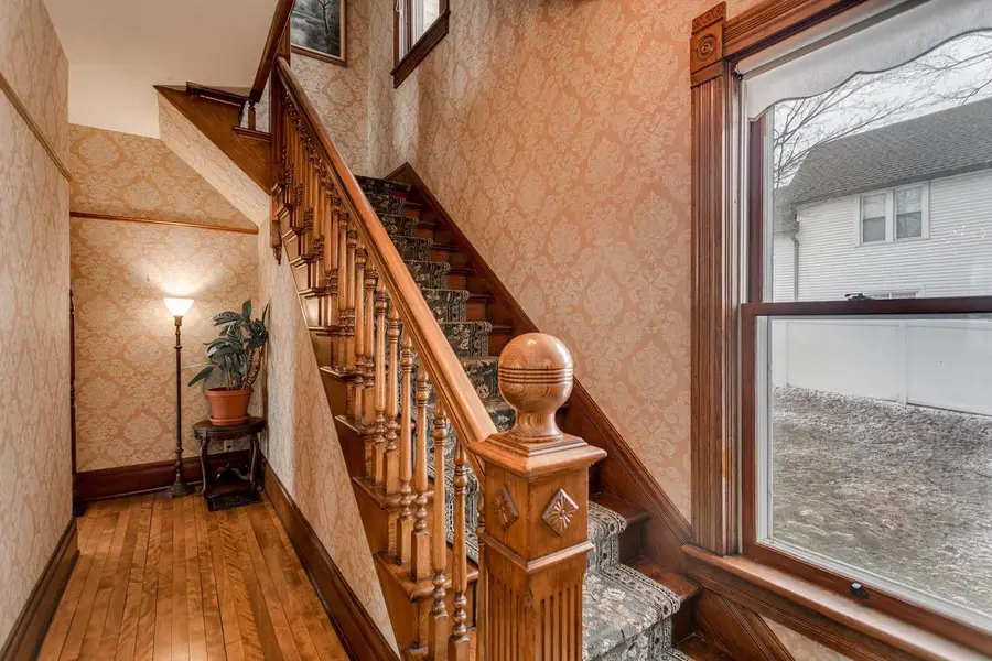 327 W MAIN STREET, Hortonville, WI 54944 - #2