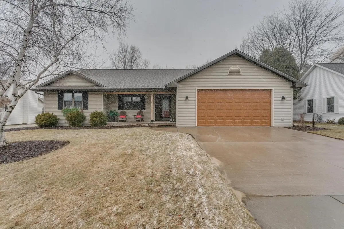 30 WEATHERSTONE DRIVE, Appleton, WI 54914 - #1
