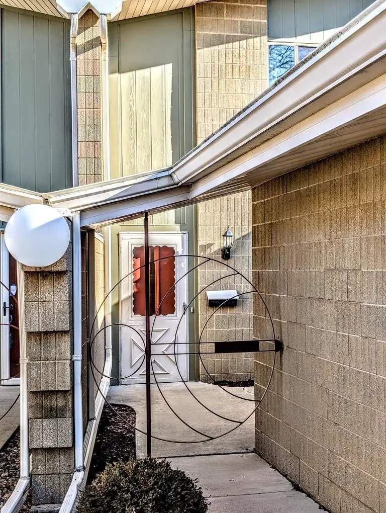 1235 W NICOLET CIRCLE, Appleton, WI 54914 - #2