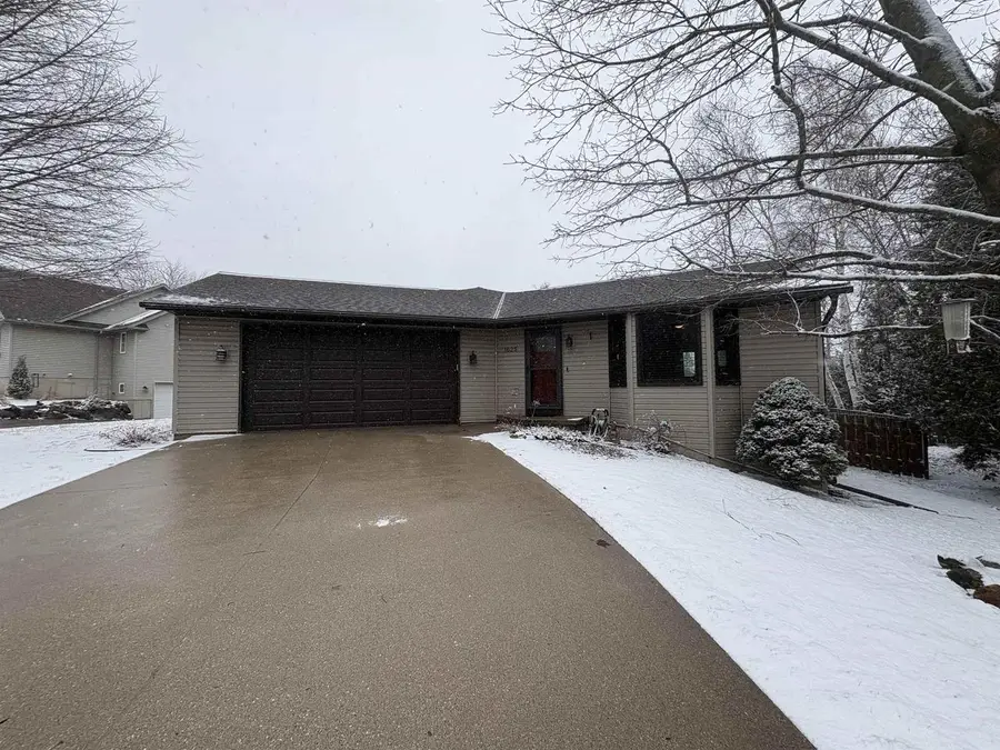 1625 RHODE ISLAND PLACE, Sturgeon Bay, WI 54235 - #2