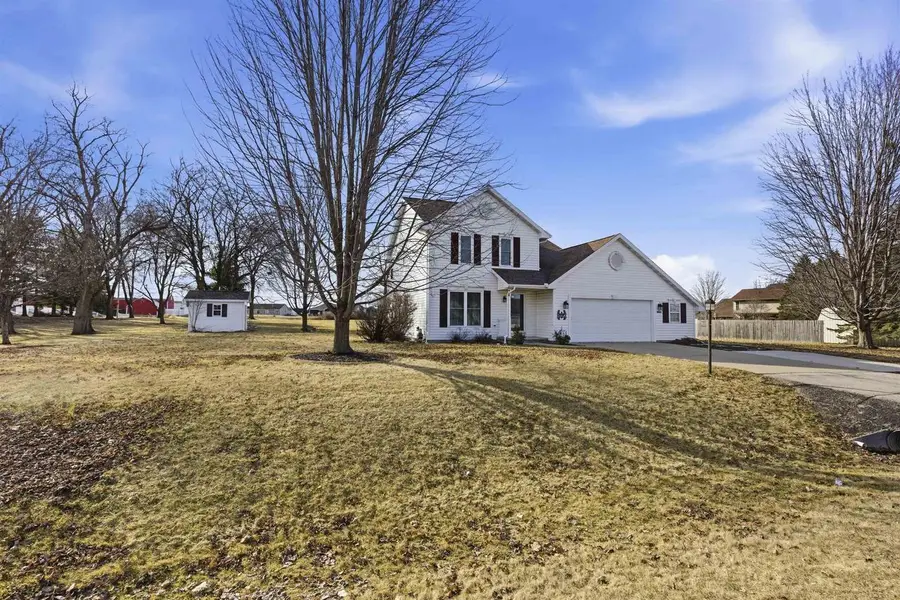 N1371 FAWN RIDGE COURT, Greenville, WI 54942 - #2