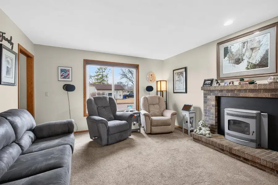 3230 S WHIP POOR WILL LANE, Appleton, WI 54915 - #3