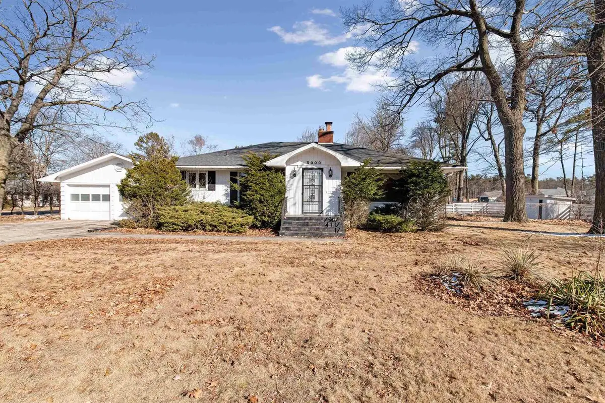 3000 SHORE DRIVE, Marinette, WI 54143 - #1