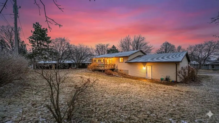 927 ORCHARD DRIVE, Seymour, WI 54165 - #2