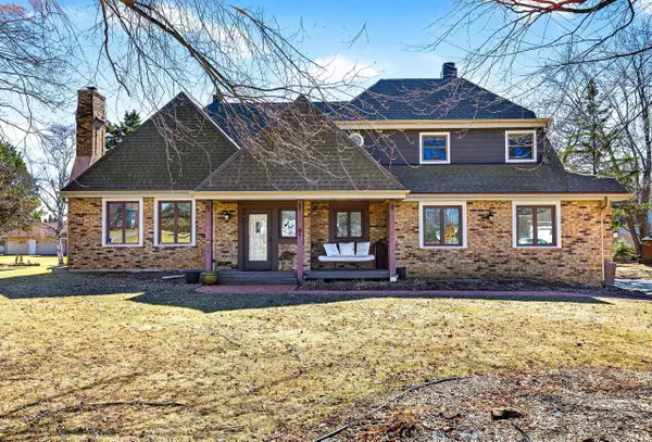 157 OLD ORCHARD LANE, Neenah, WI 54956