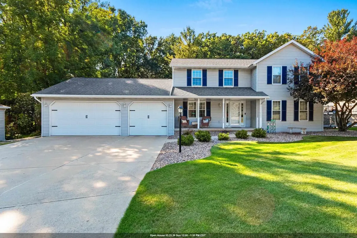 236 ELK COURT, Green Bay, WI 54302 - #1