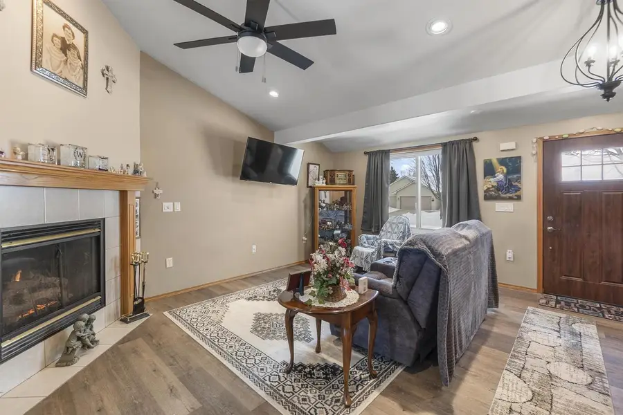 195 YACOUB LANE, Fond Du Lac, WI 54935 - #2