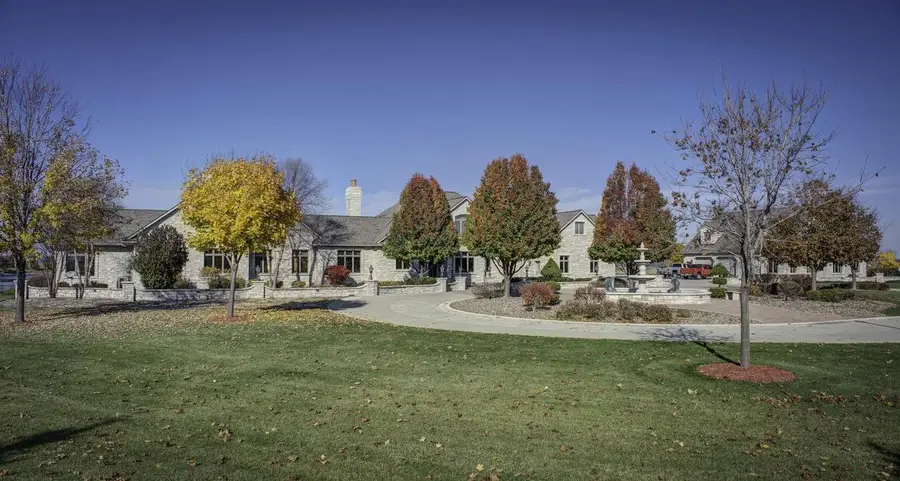 5696 SCHOOL DRIVE, Green Bay, WI 54313 - #2