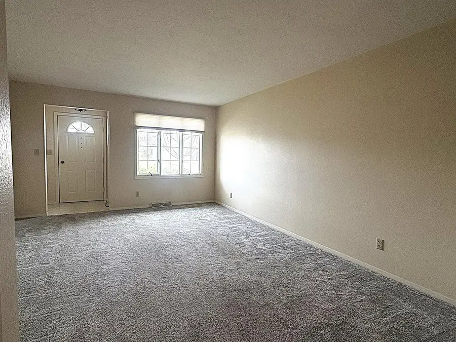 30 HERITAGE COURT, Fond Du Lac, WI 54935 - #2