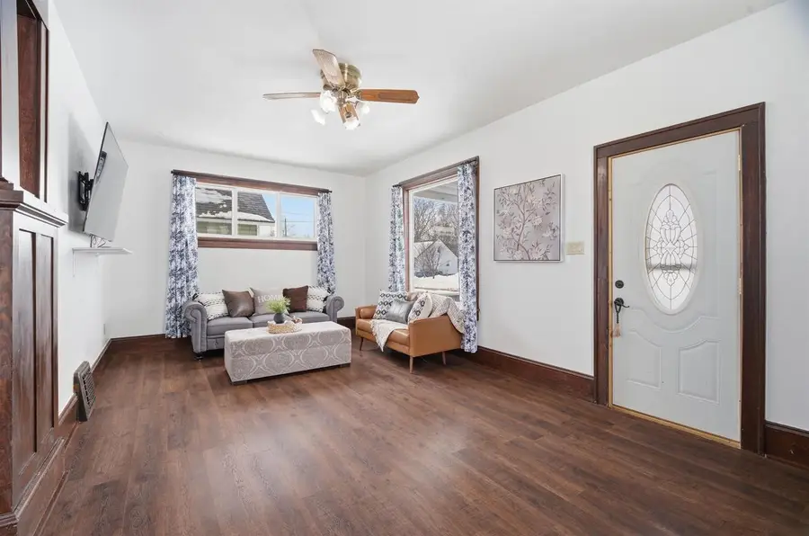 120 E TOBACNOIR STREET, Kaukauna, WI 54130 - #3