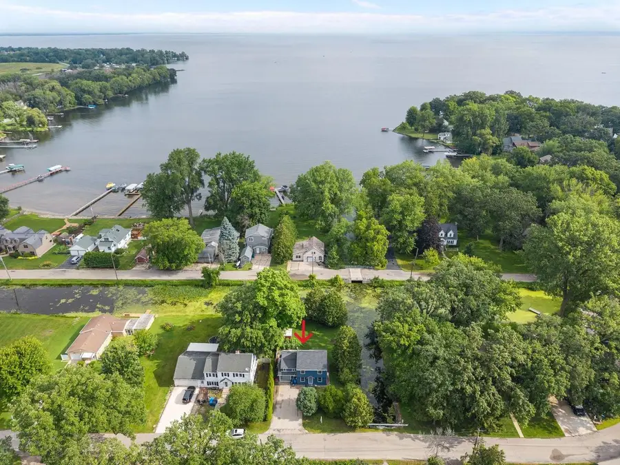 2084 S POINT COMFORT ROAD, Oshkosh, WI 54902 - #3