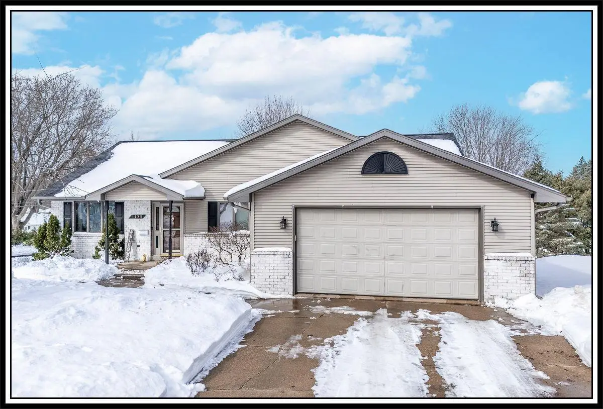 1725 SMITH STREET, New London, WI 54961 - #1