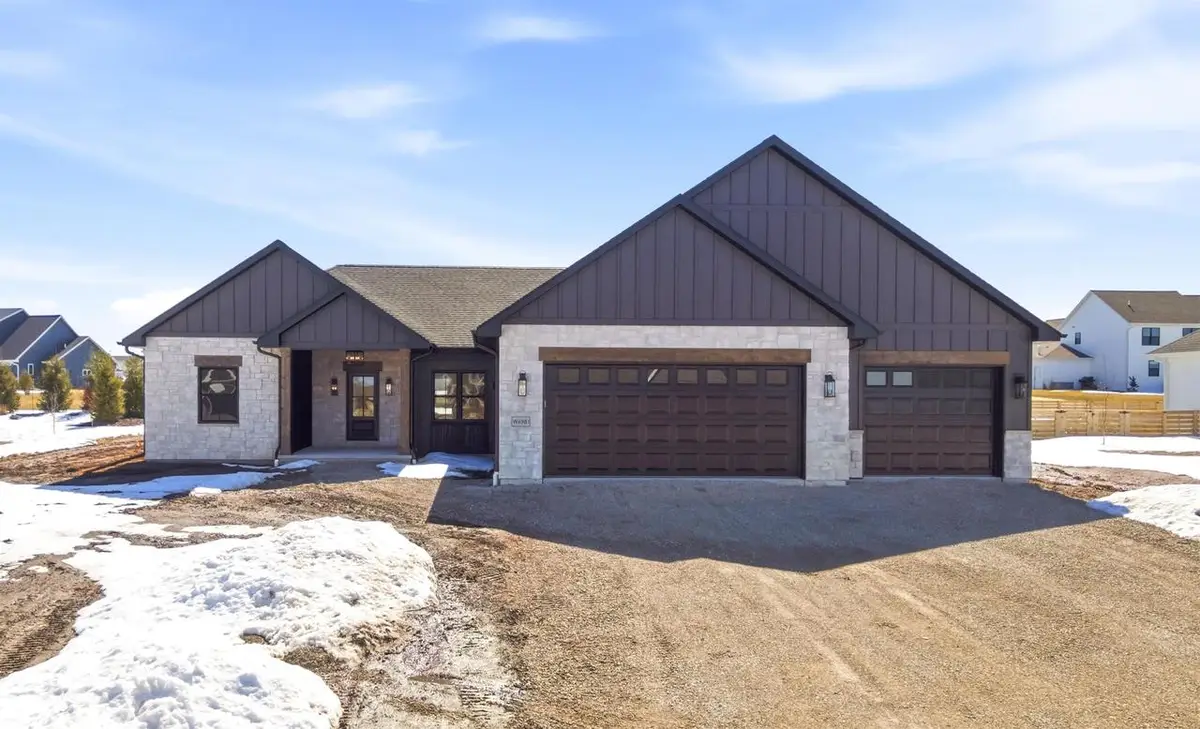 W6981 RIDGELINE TRAIL, Greenville, WI 54942 - #1