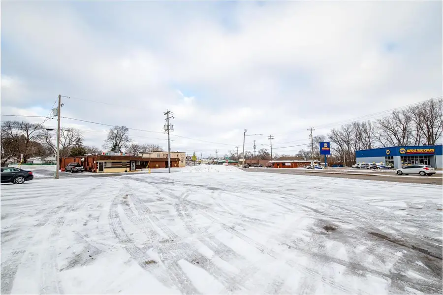 1662 MAIN STREET, Green Bay, WI 54302 - #3