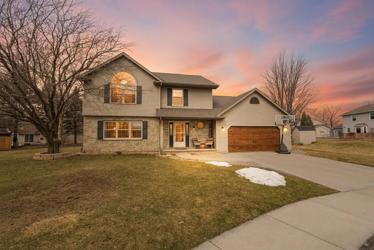 2310 GRACELAND COURT, Oshkosh, WI 54904 - #1