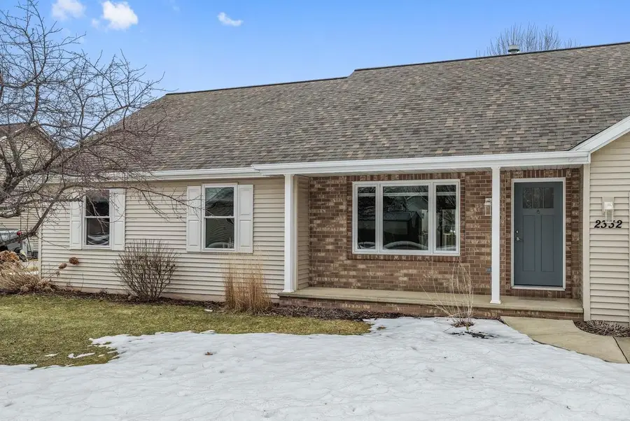 2332 OAK RIDGE CIRCLE, De Pere, WI 54115 - #3