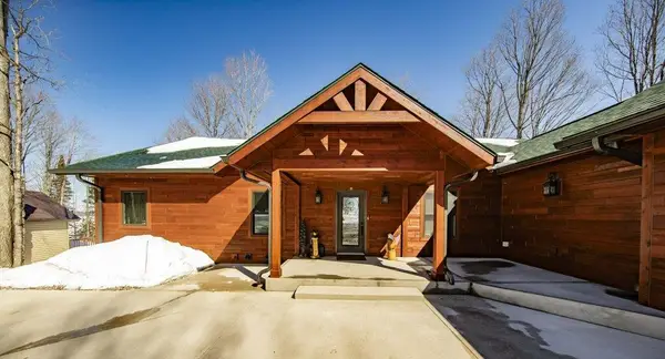 176 SUNSET SHORES ROAD, Iron River, MI 49935