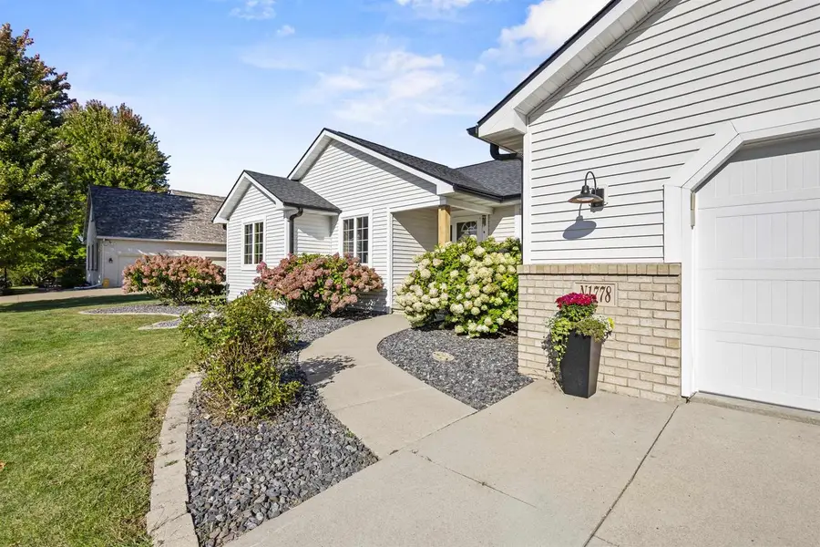 N1778 HYACINTH LANE, Greenville, WI 54942 - #3