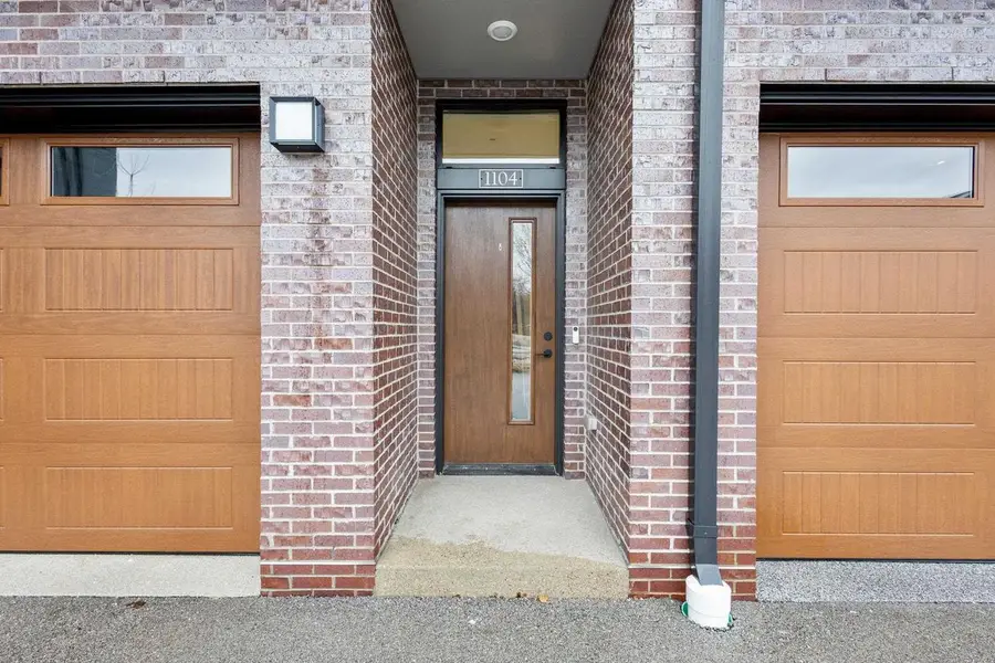 1104 BROOKWOOD DRIVE  #21, Green Bay, WI 54304 - #3