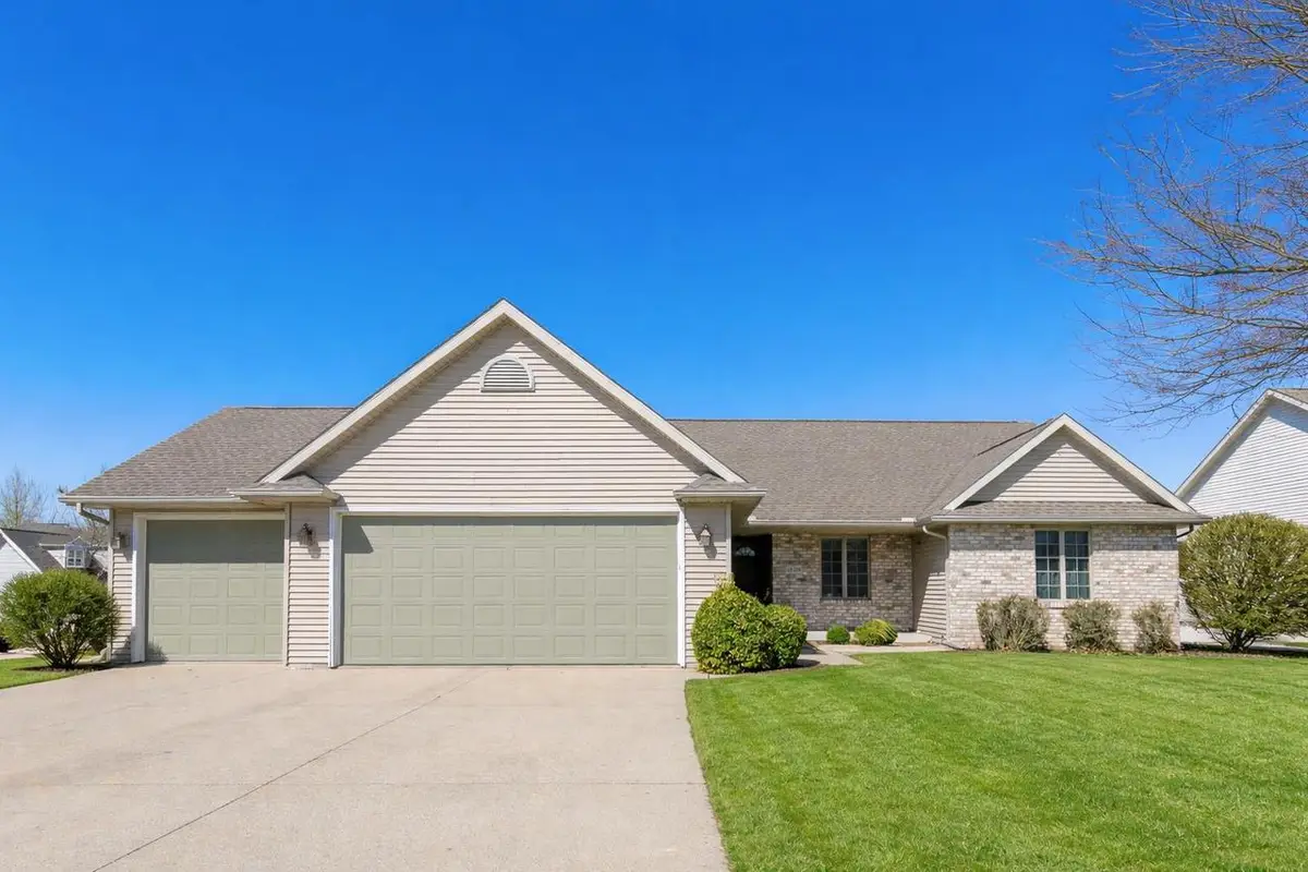 2190 HIDDEN CREEK ROAD, Neenah, WI 54956 - #1