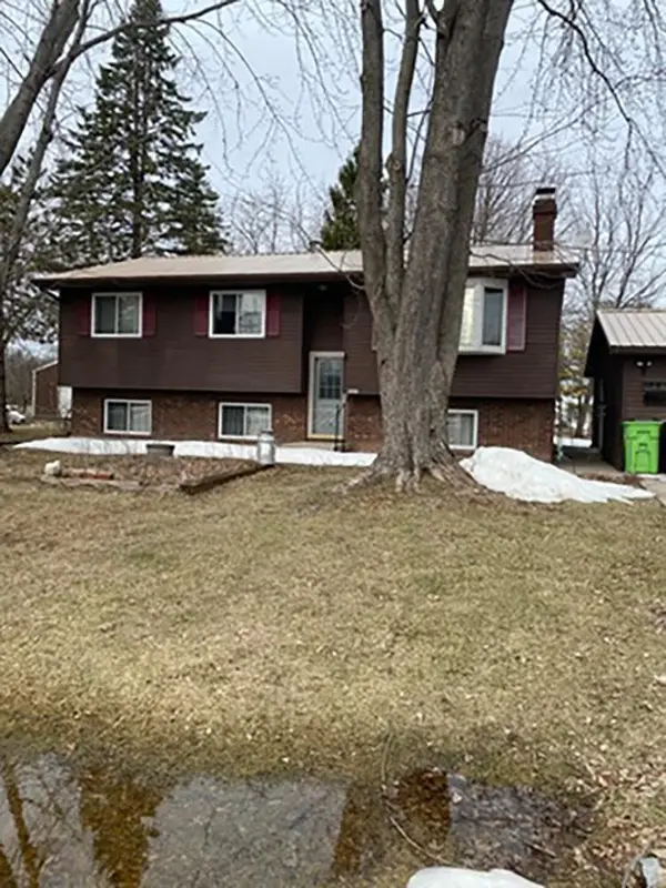 8480 SHIRLEY COURT, Winneconne, WI 54986