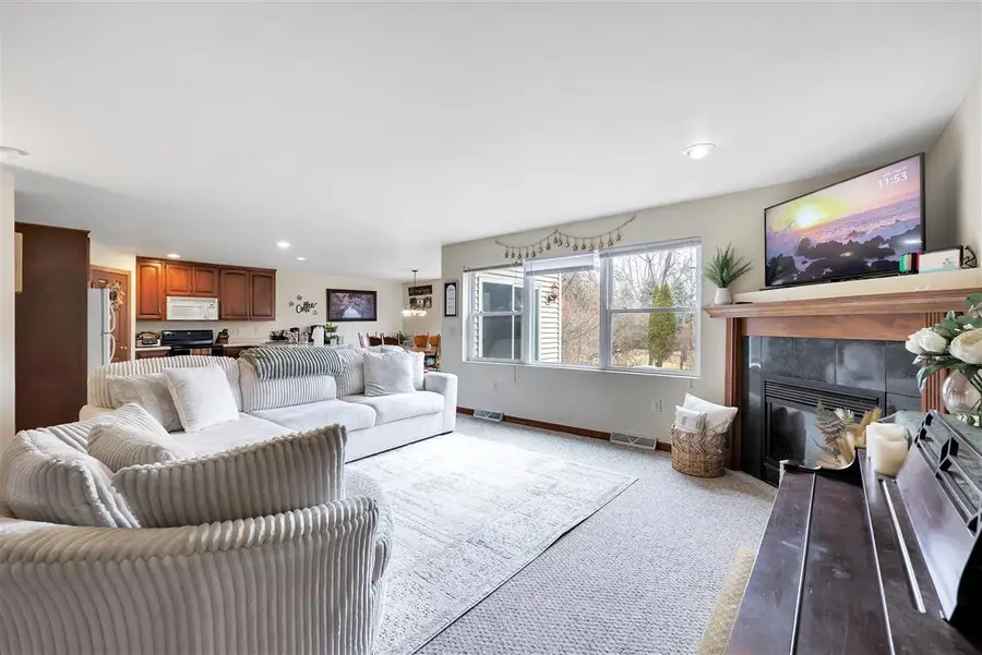 715 EDGE POINT COURT  #2, De Pere, WI 54115 - #3