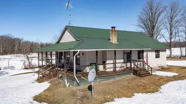 167483 BAILEY LANE, Hatley, WI 54440