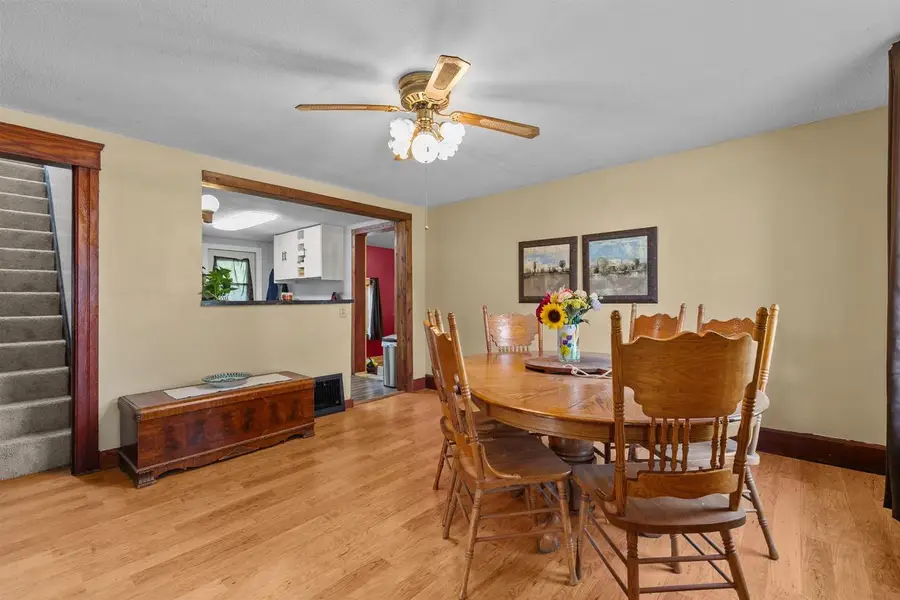 514 E BEACON AVENUE, New London, WI 54961 - #3