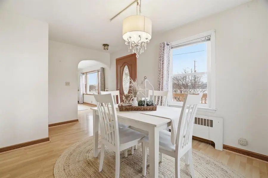 1127 W NORTHLAND AVENUE, Appleton, WI 54914 - #3