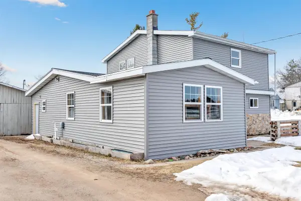 10931 GILLETT TOWN HALL ROAD, Gillett, WI 54124