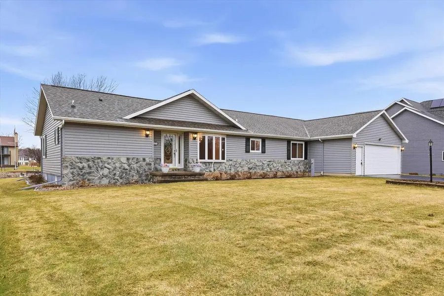 5235 CHESAPEAKE COURT, Oshkosh, WI 54901 - #3