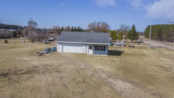 N2355 PARFREYVILLE ROAD, Waupaca, WI 54981